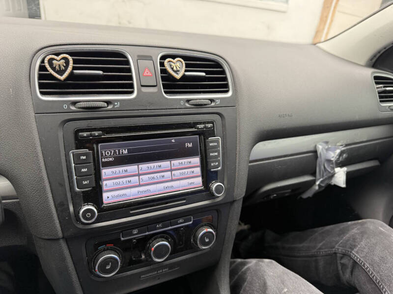 2013 Volkswagen Golf 2.5L PZEV