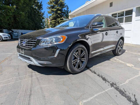 2017 Volvo XC60 T5 Dynamic