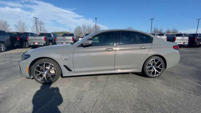 2022 BMW 5 Series 530e
