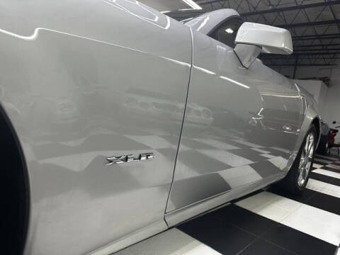 2005 Cadillac XLR
