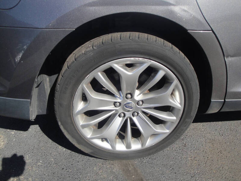 2014 Ford Taurus Limited