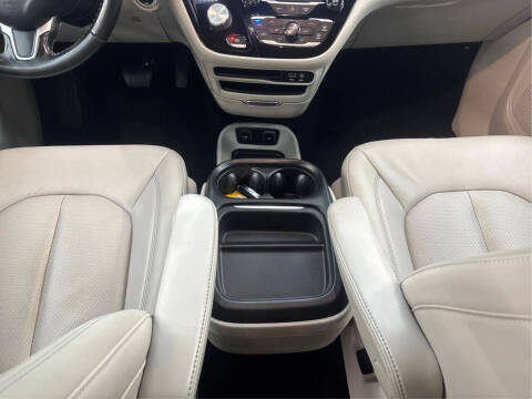 2020 Chrysler Pacifica Hybrid