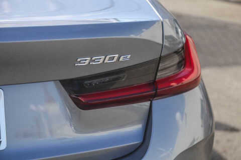 2023 BMW 3 Series 330e