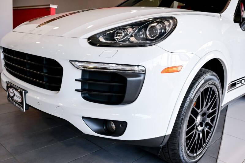 2018 Porsche Cayenne Platinum Edition