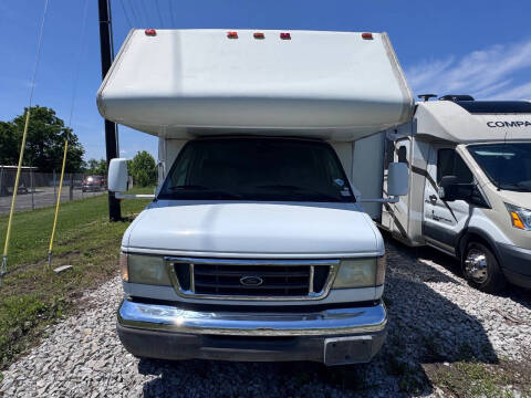 2003 Thor Motor Coach FourWinds 27D