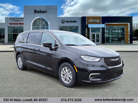 2025 Chrysler Pacifica for sale at Baker Chrysler Dodge Jeep Ram in Lowell MI