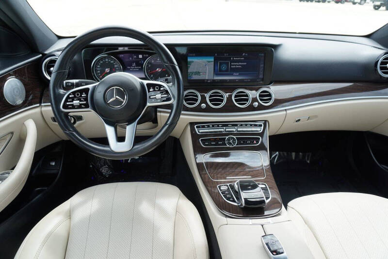 2019 Mercedes-Benz E-Class E 300