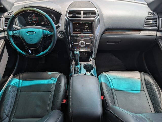 2016 Ford Explorer Platinum