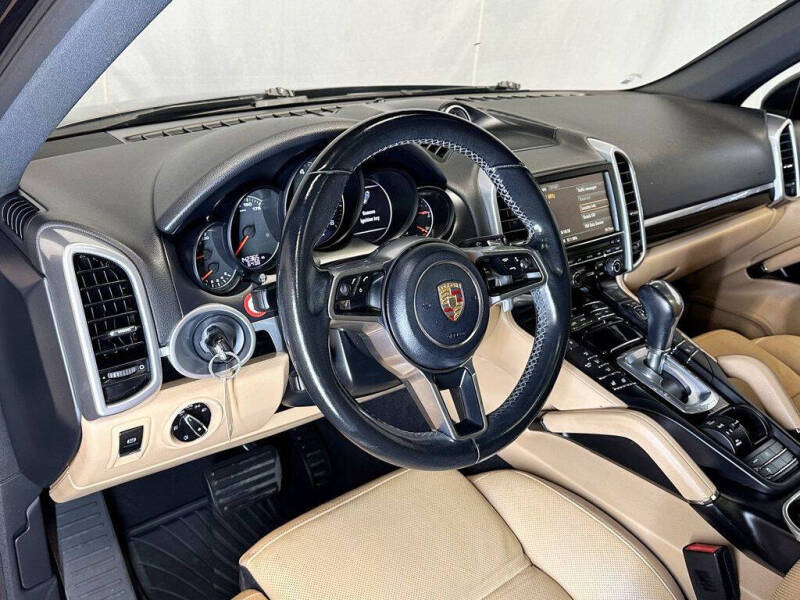 2016 Porsche Cayenne