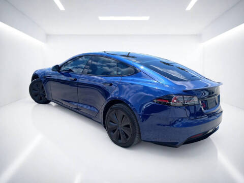 2023 Tesla Model S Plaid