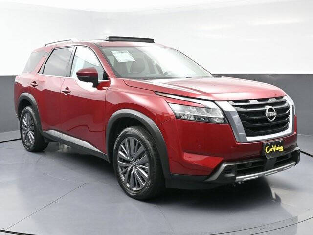 2023 Nissan Pathfinder SL