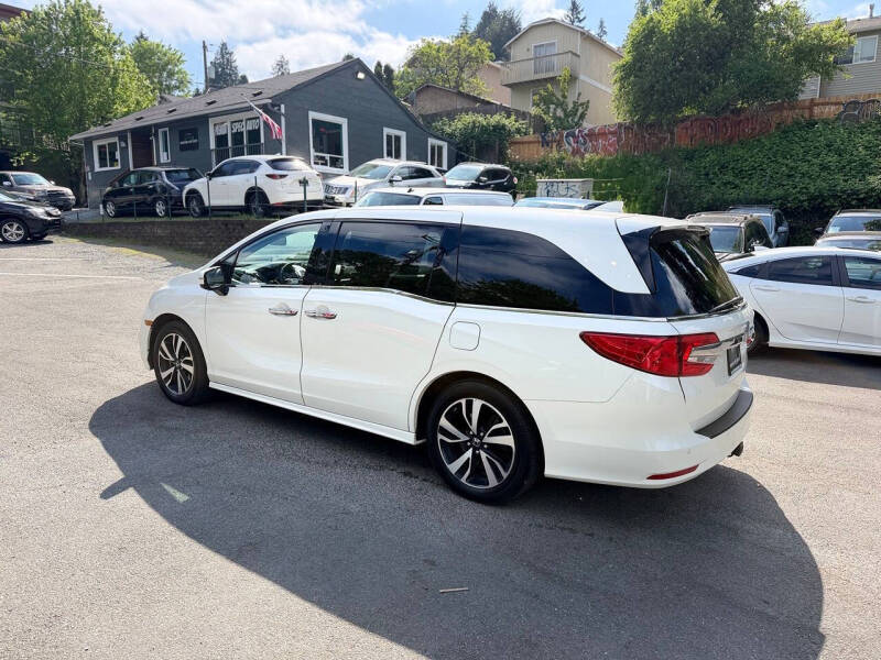 2018 Honda Odyssey Elite