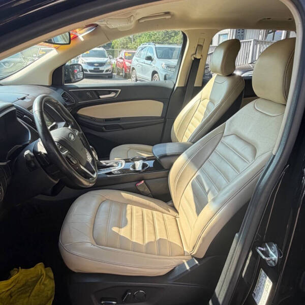 2017 Ford Edge SEL