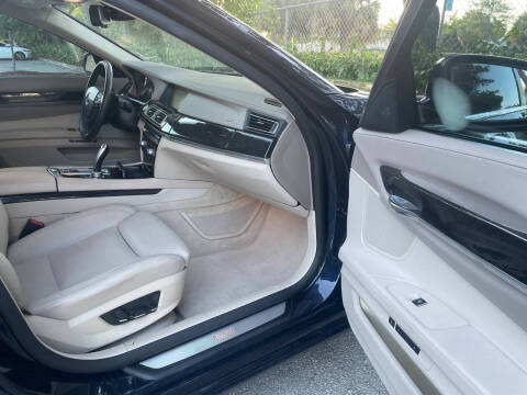 2011 BMW 7 Series 750i xDrive