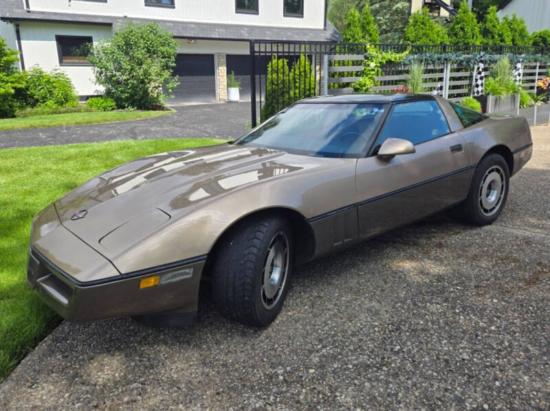 Image 2 of 1984 Chevrolet Corvette