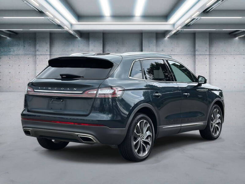 2021 Lincoln Nautilus Reserve