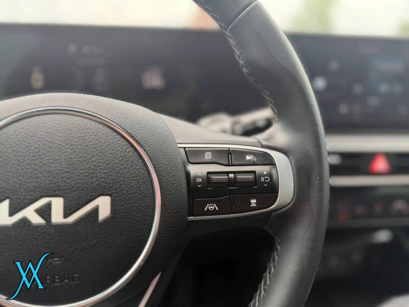 2025 Kia K5
