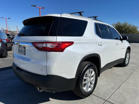 2018 Chevrolet Traverse LT Cloth