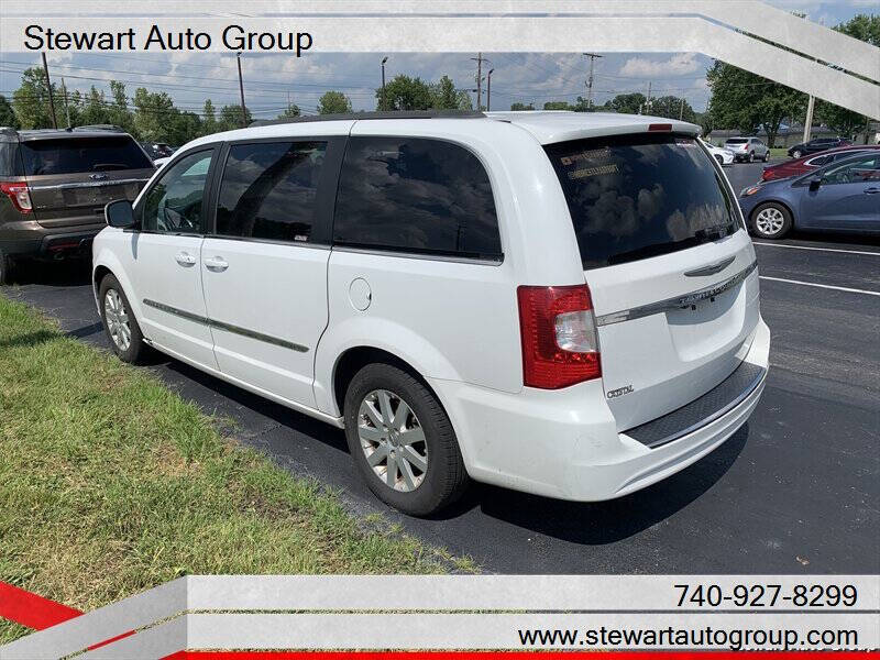 2014 Chrysler Town and Country Touring