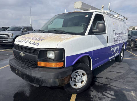 2006 Chevrolet Express for sale at ELMHURST CAR CENTER in Elmhurst IL