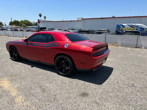 2012 Dodge Challenger R/T Plus