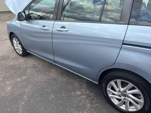 2013 Mazda MAZDA5 Sport