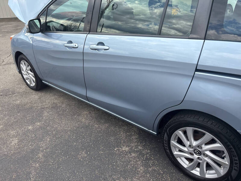 2013 Mazda MAZDA5 Sport