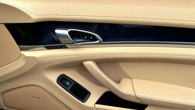 2014 Porsche Panamera S