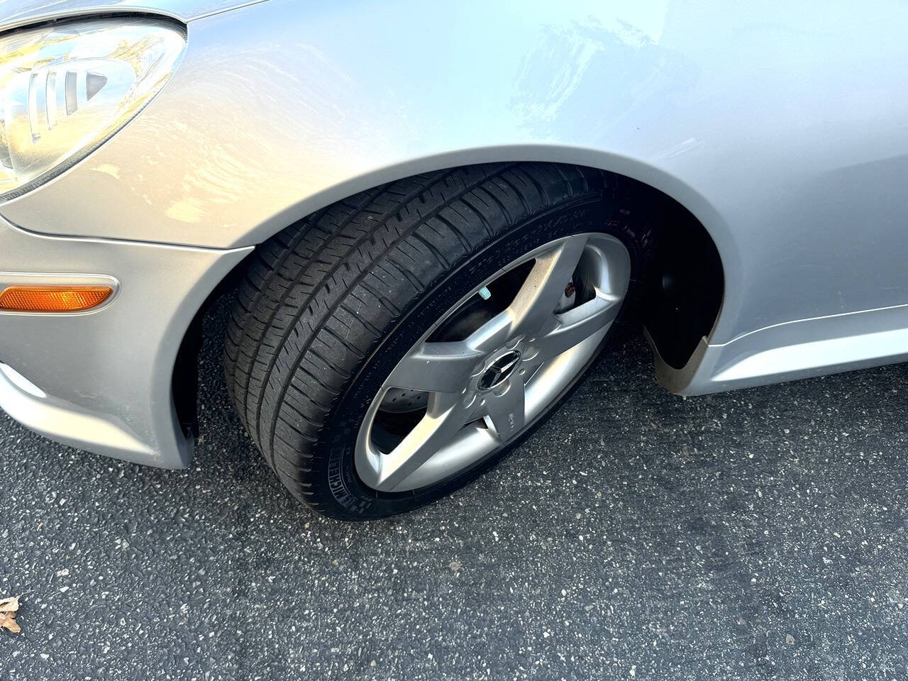 2006 Mercedes-Benz SLK for sale at DE AUTOS INC in San Juan Capistrano, CA