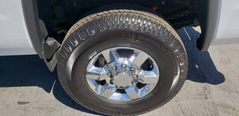 2017 GMC Sierra 3500HD Denali