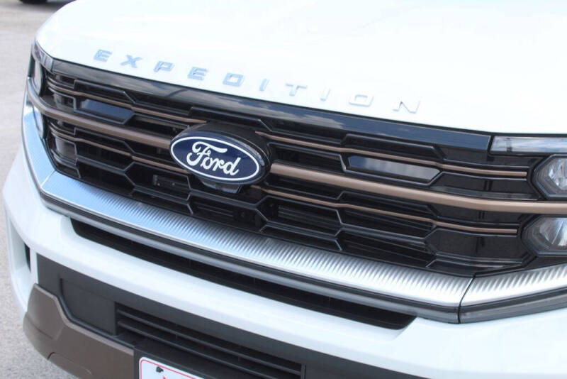 2027 Ford Expedition King Ranch