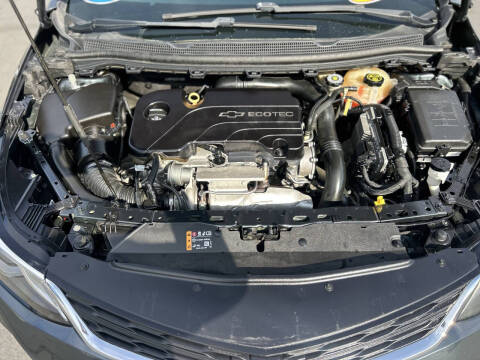 2017 Chevrolet Cruze LT Auto