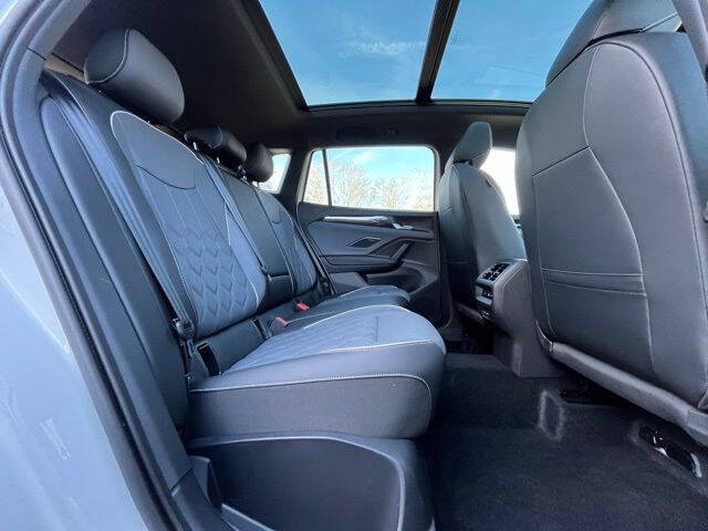 2025 Volkswagen Tiguan SEL R-Line 4Motion