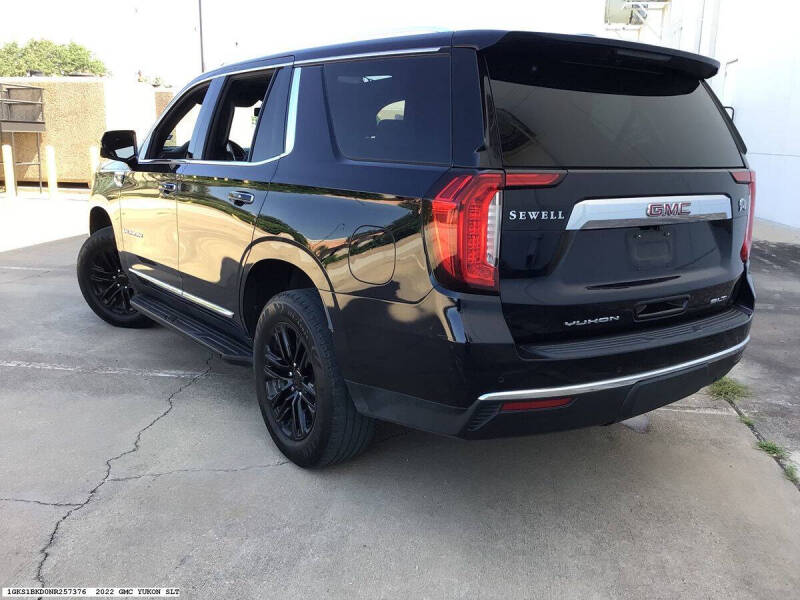 2022 GMC Yukon SLT