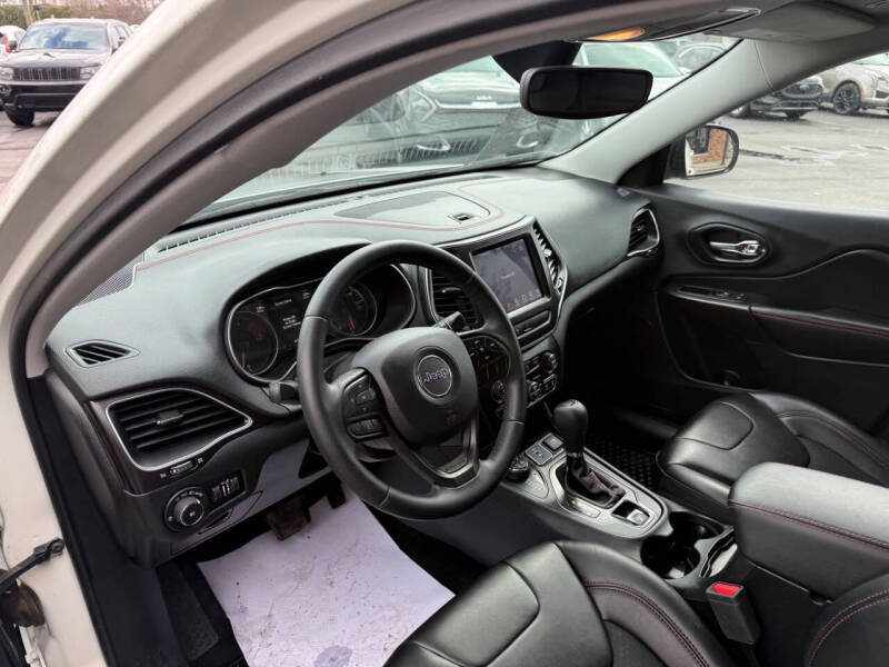 2019 Jeep Cherokee Trailhawk