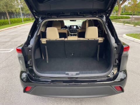 2022 Toyota Highlander XLE