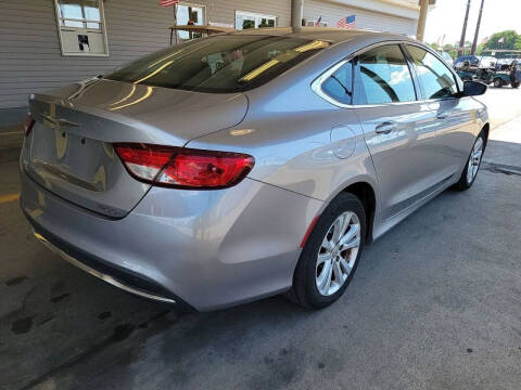 2015 Chrysler 200 Limited