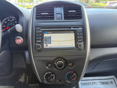 2015 Nissan Versa 1.6 SL