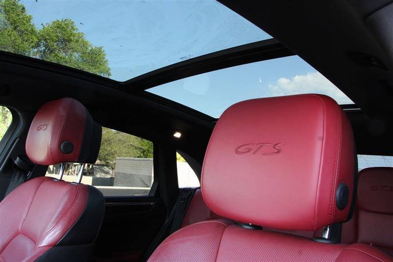 2018 Porsche Macan GTS