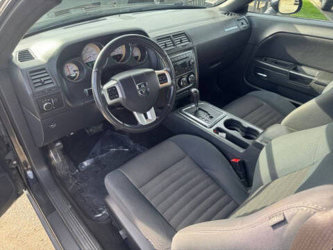 2014 Dodge Challenger SXT