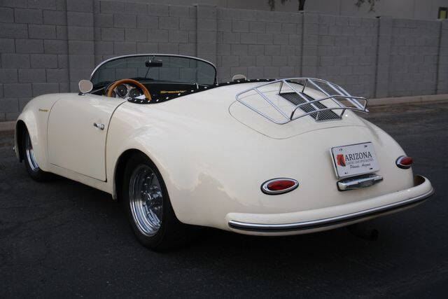 1970 Porsche 356 Speedster 24