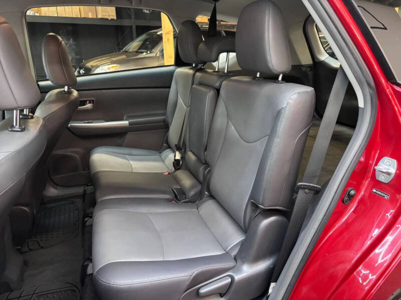 2012 Toyota Prius v