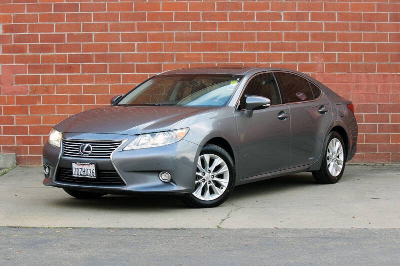 2014 Lexus ES 300h