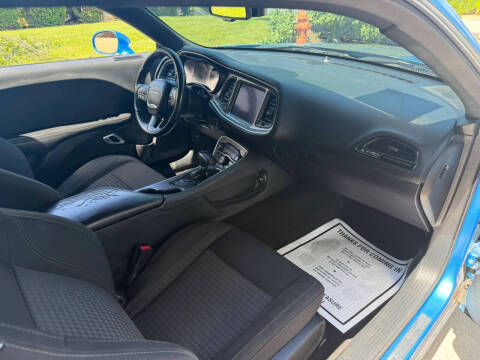 2019 Dodge Challenger SXT