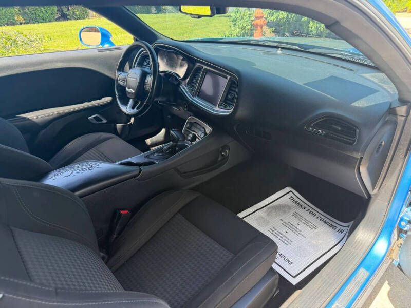 2019 Dodge Challenger SXT