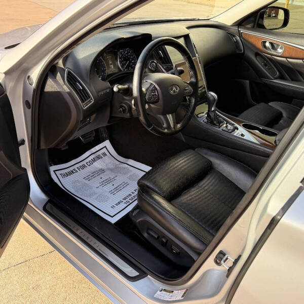 2014 Infiniti Q50 Hybrid Sport