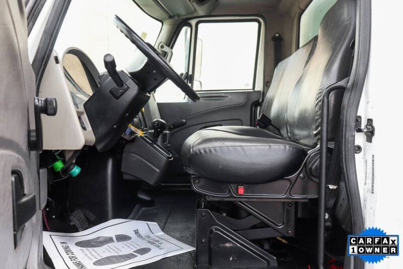 2019 International DuraStar 4300