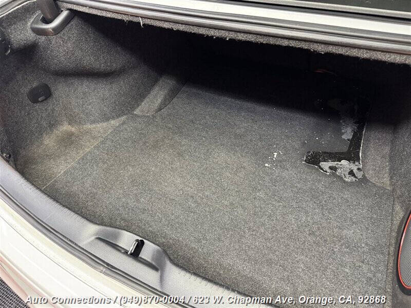 2012 Chrysler 300 S V6