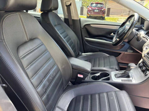 2011 Volkswagen CC Sport
