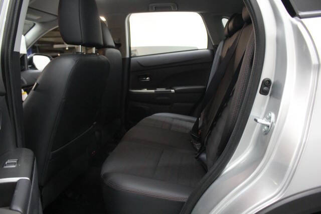 2026 Mitsubishi Outlander Sport SE